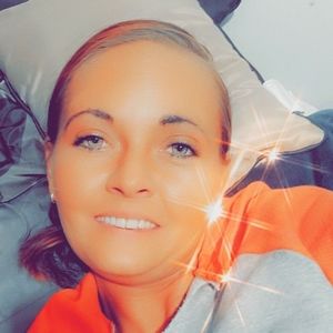 Meet your Posher, Cortney